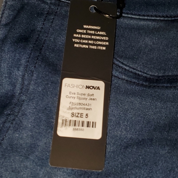 Eva Super Soft Curvy Skinny Jeans - Picture 5 of 5